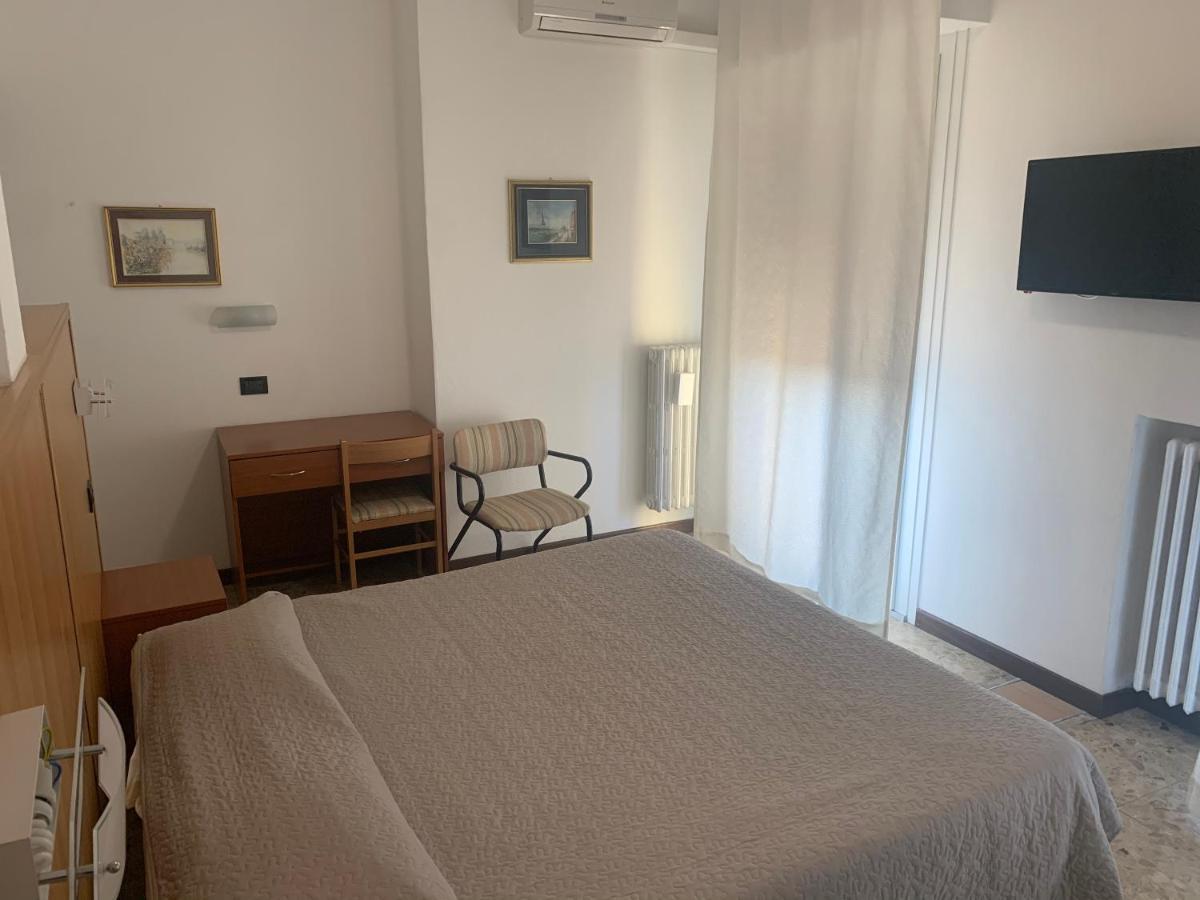 Hotel Marchina Brescia Buitenkant foto