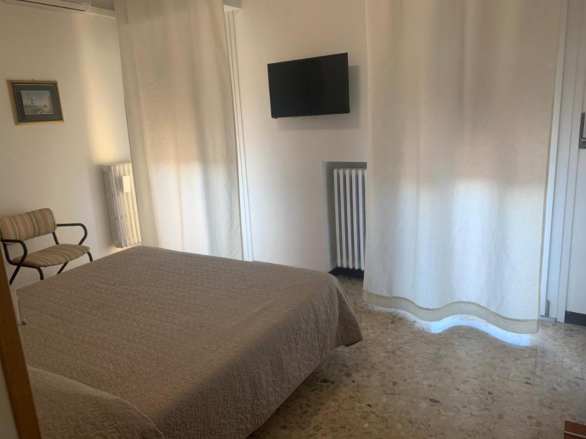 Hotel Marchina Brescia Buitenkant foto