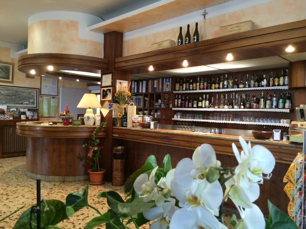 Hotel Marchina Brescia Buitenkant foto