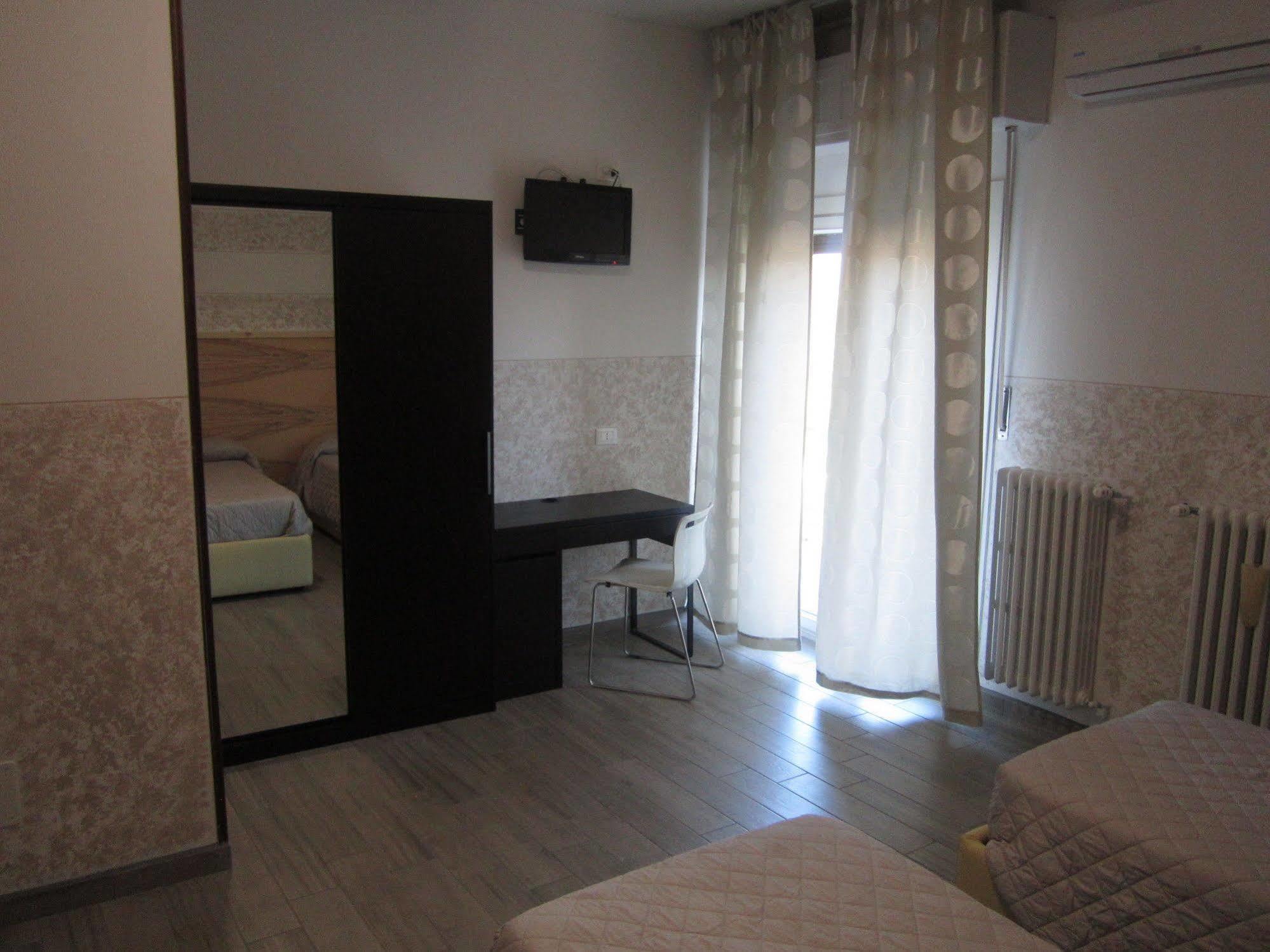 Hotel Marchina Brescia Buitenkant foto