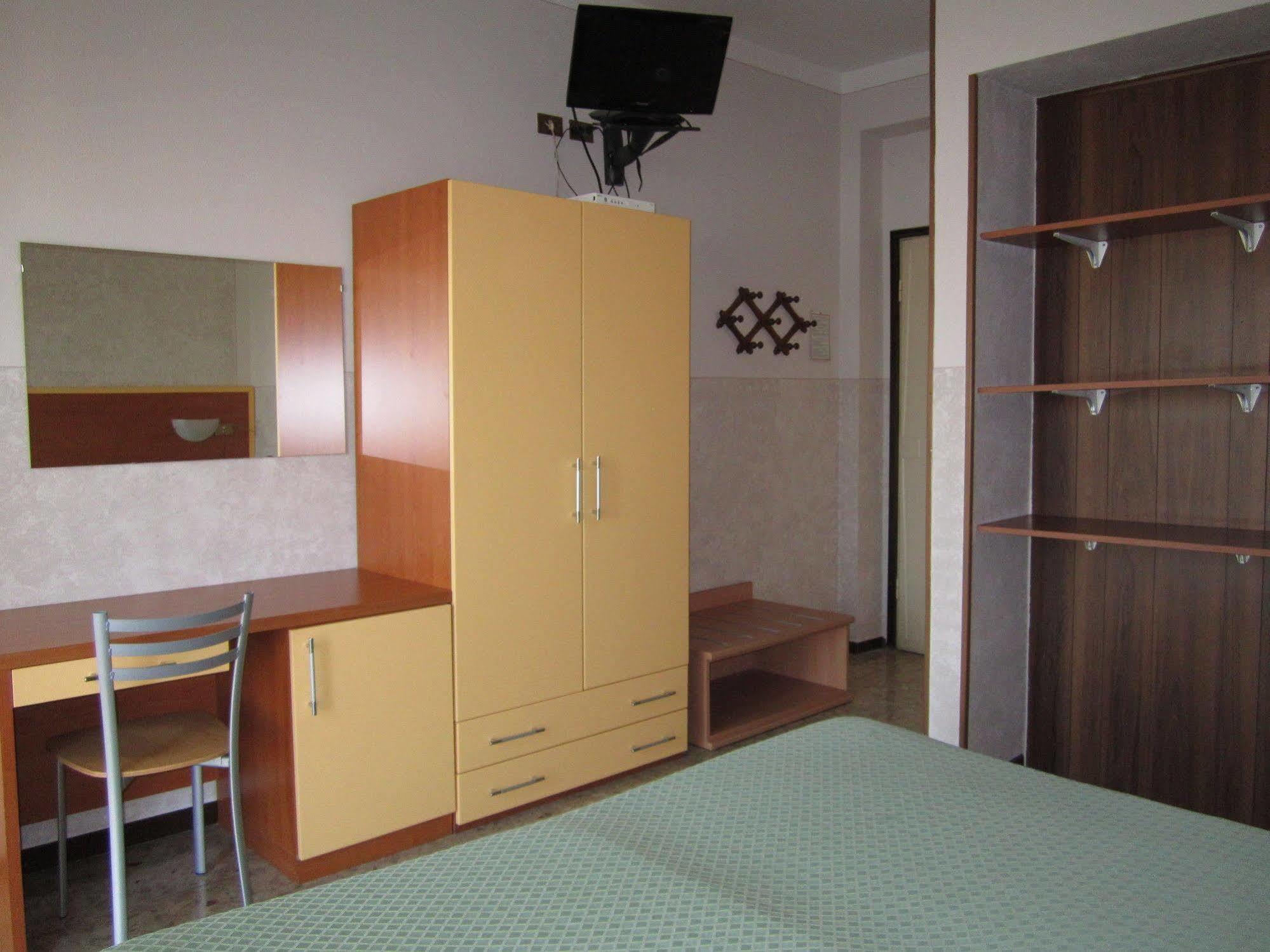 Hotel Marchina Brescia Buitenkant foto