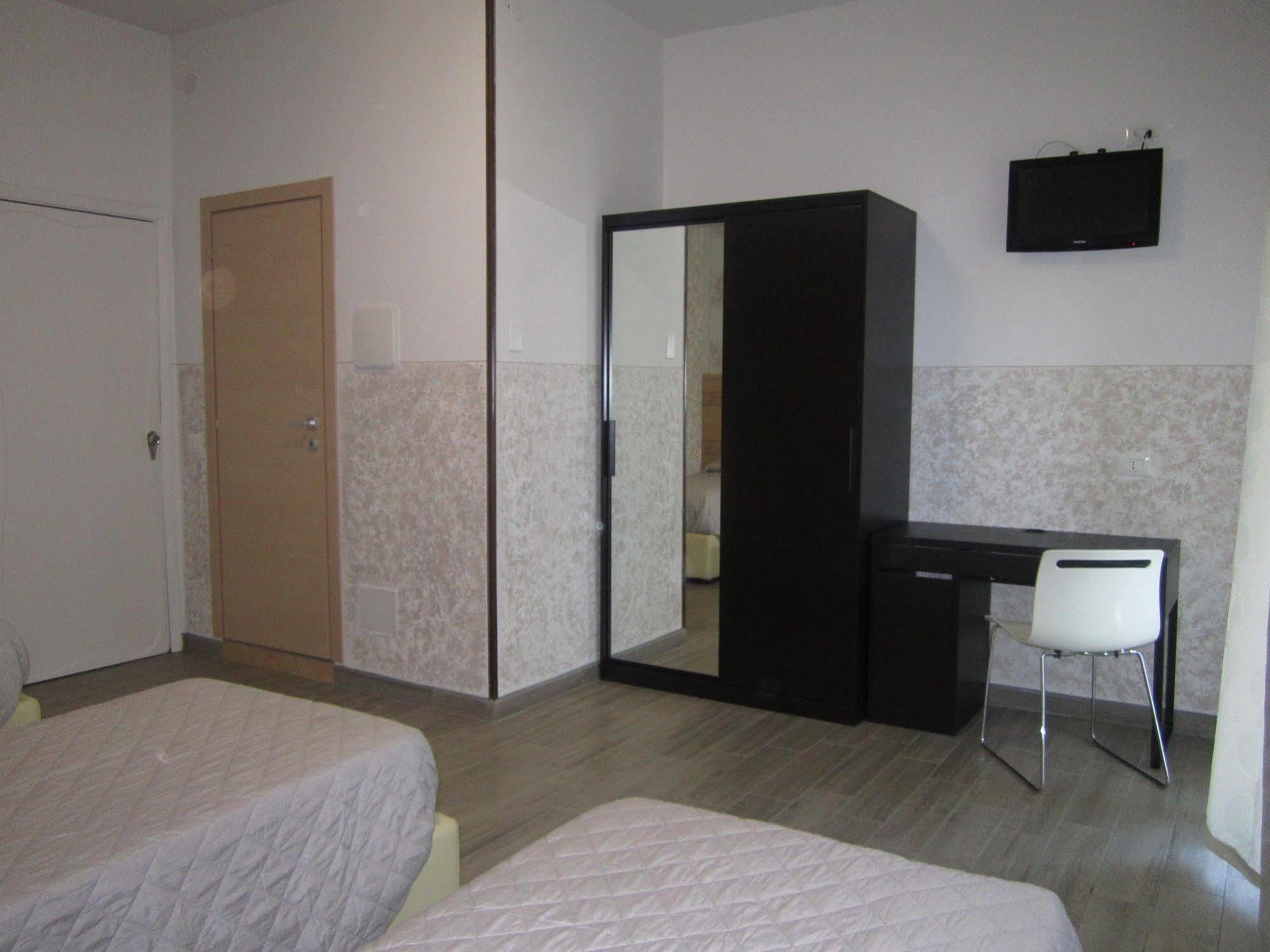 Hotel Marchina Brescia Buitenkant foto